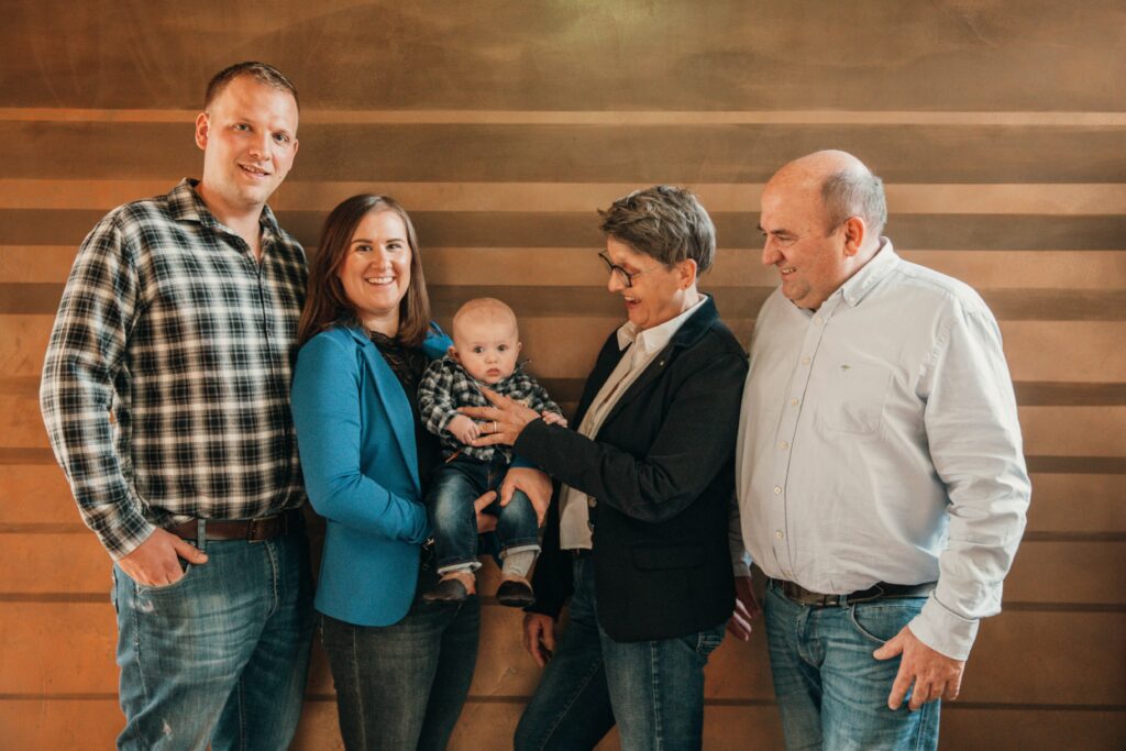 Familie Ellgass zusammen auf einem Bild